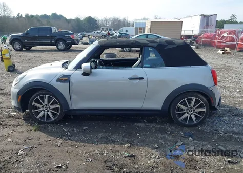 2023 Mini Convertible Cooper S z USA, uszkodzony, nr VIN WMW43DL04P3P73815